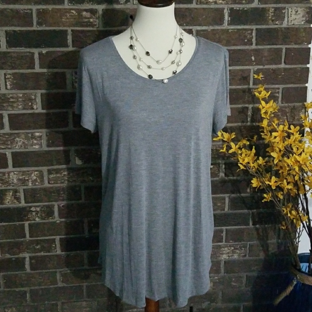 NWT GAP Luxe Short sleeve Tee